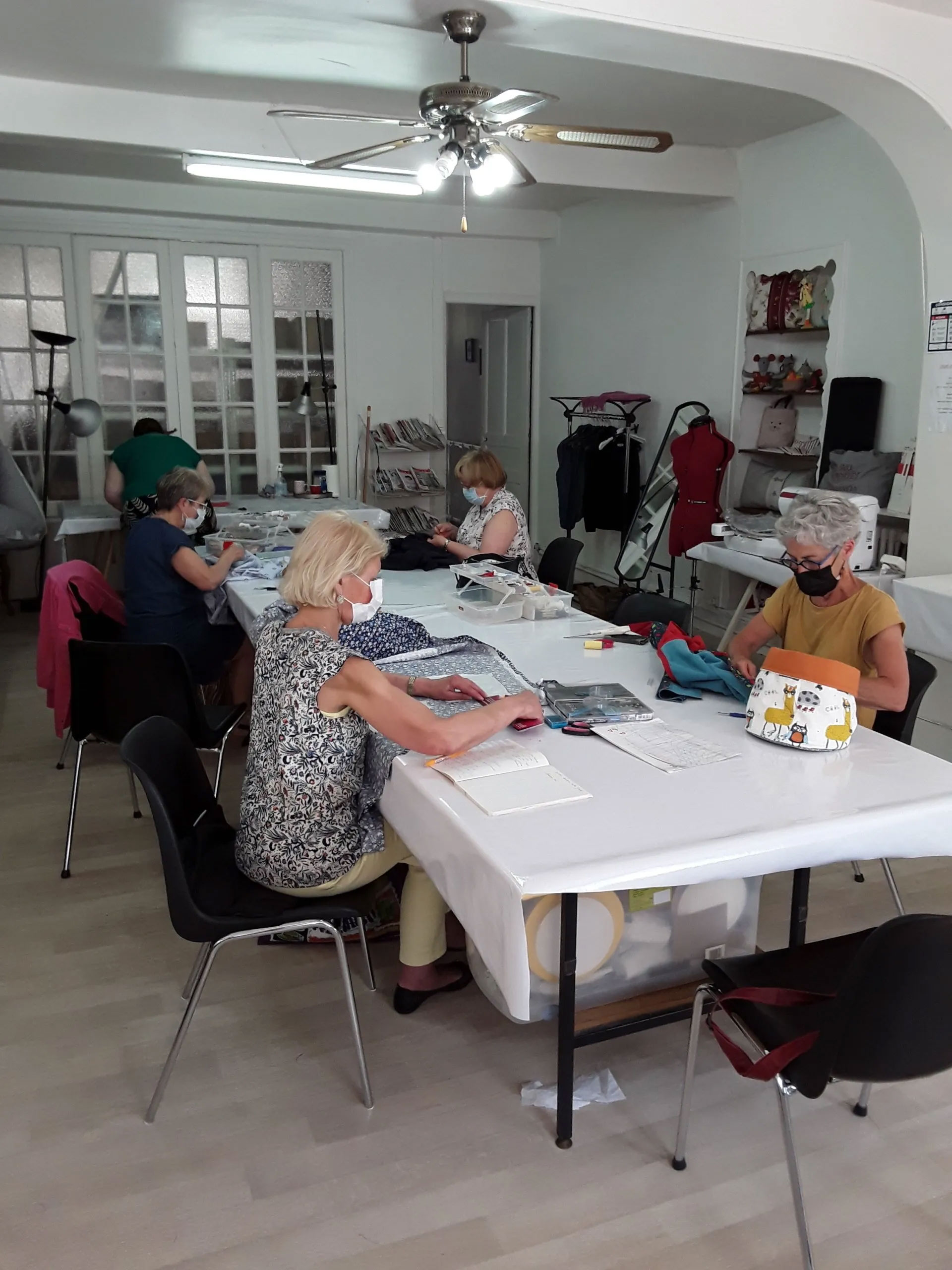 cours de couture et de tricot